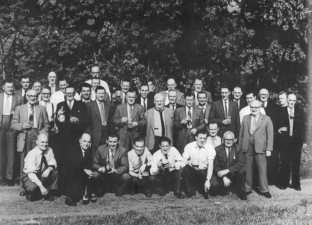 Brewers Arms pub King Street /Chapel Lane pub trip circa 1958.