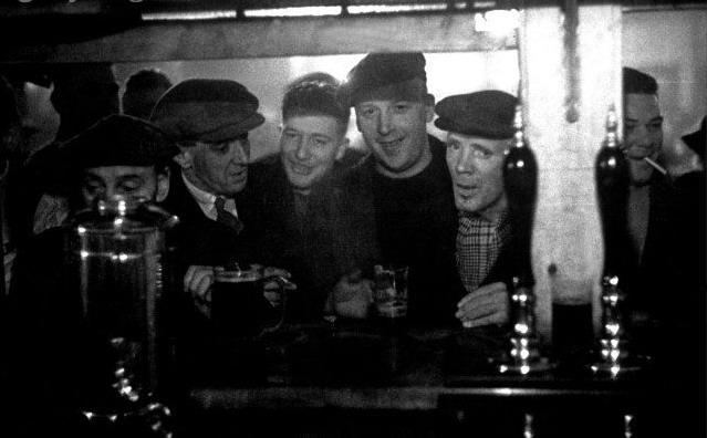 At the bar Nov 1939 At the bar Nov 1939