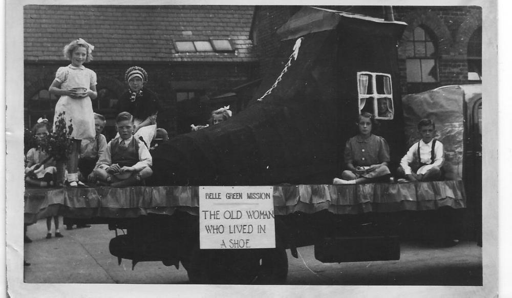 The Old Woman that Lived in the Shoe The Old Woman that Lived in the Shoe