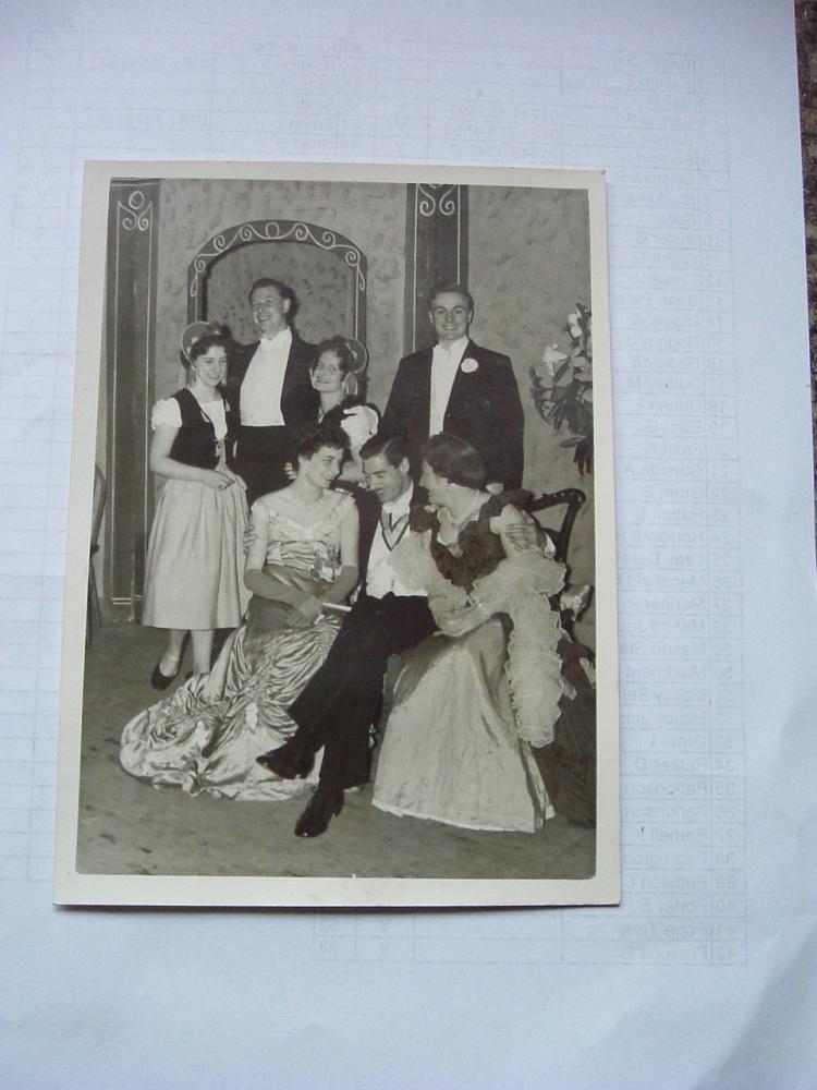 Merry Widow 26 Oct 1959 Merry Widow 26 Oct 1959