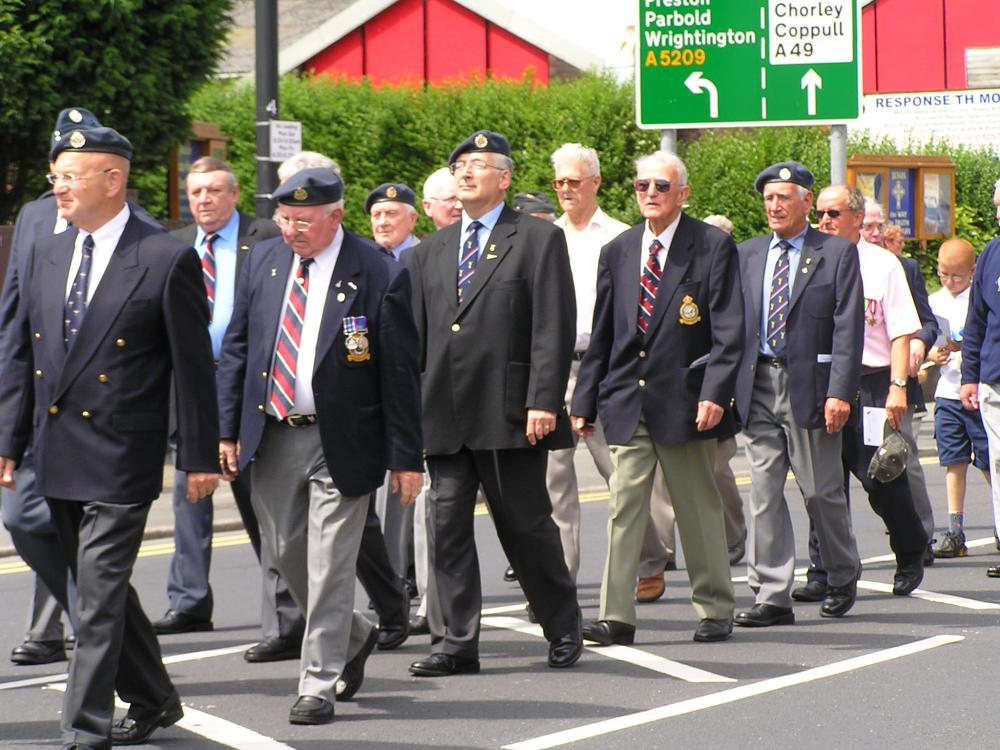 Parade in Standish