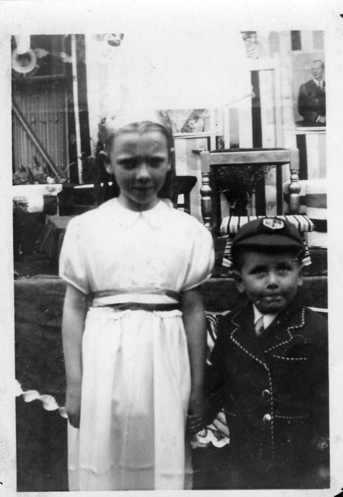 Coronation Party in Oxford Street, Scholes Coronation Party in Oxford Street, Scholes