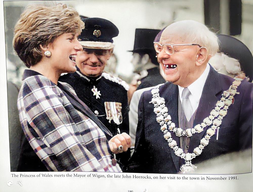 Diana’s Visit to Wigan Diana’s Visit to Wigan