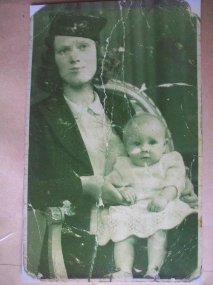 annie beckett nee mawdesley & madeline beckett annie beckett nee mawdesley & madeline beckett