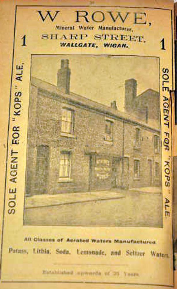 'WIGAN PHOTO YEAR BOOK 1901' 'WIGAN PHOTO YEAR BOOK 1901'