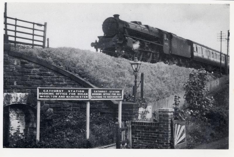 Train passing Gathurst 1958