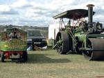 Stoke in Steam (2002) at Brownhills Playing Fields, Burslem, Stoke on Trent. (88K)