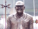 Fred Dibnah Statue, Bolton. (69K)