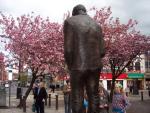 Fred Dibnah Statue, Bolton. (124K)