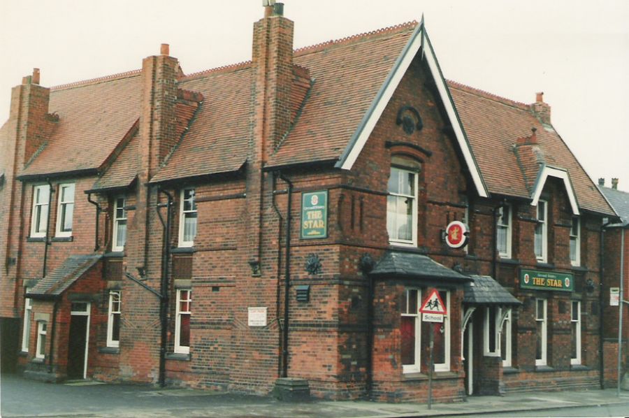 The Star, Wigan Road, Bryn