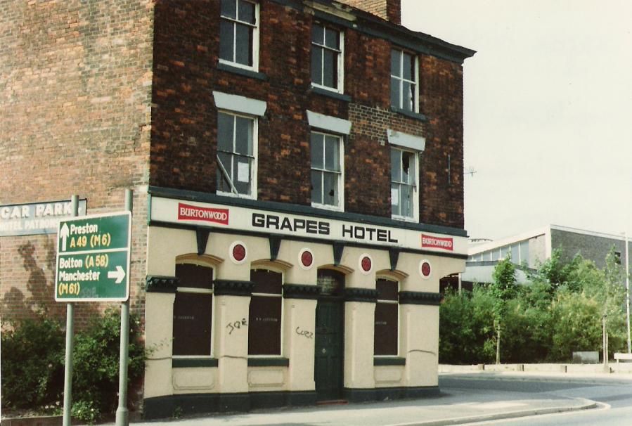 Grapes Hotel, Wallgate