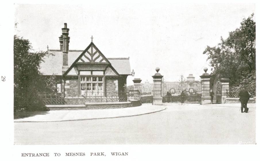 Entrance to Mesnes Park