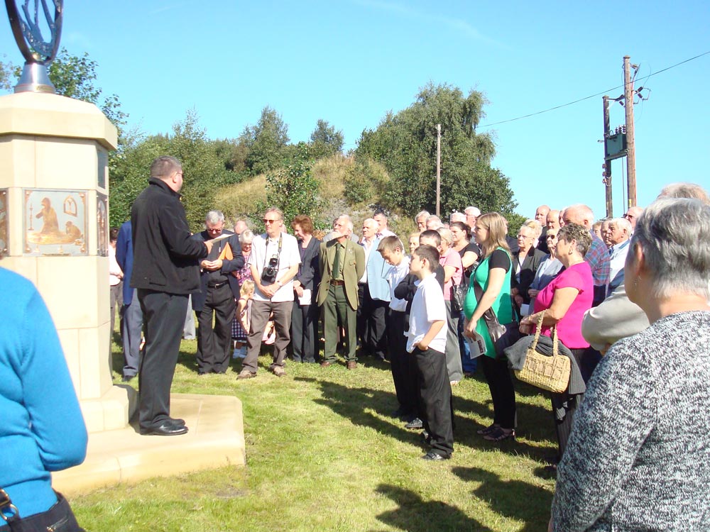 Unveiling of Lyme and Wood Pit Mining Memorial