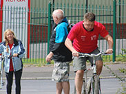 The uphill struggle to The Spinners Arms at Cowling