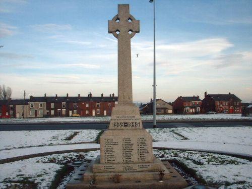 War Memorial Cenotaph at Aspull