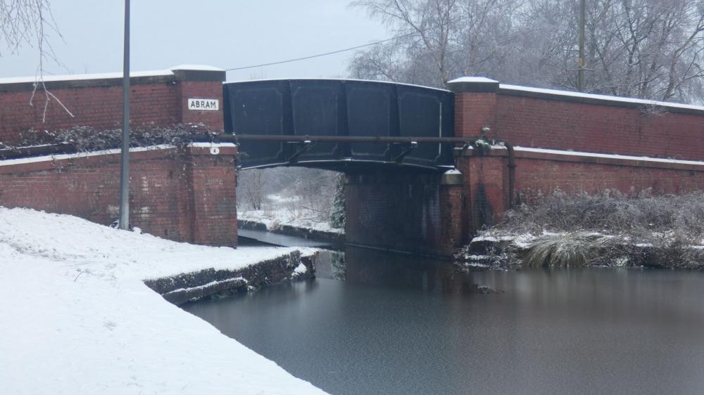 Dover Lock canal bridge