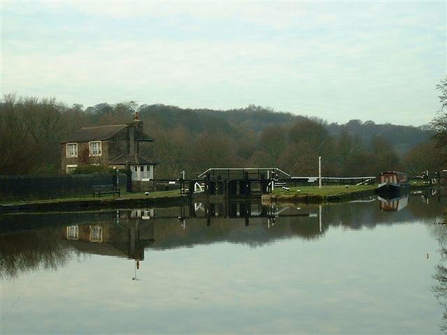 Lock House at Gathurst