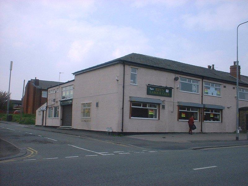 Bryn Labour Club