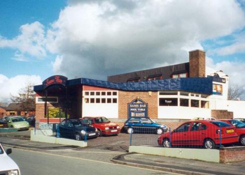 Sam's Bar, Scholes