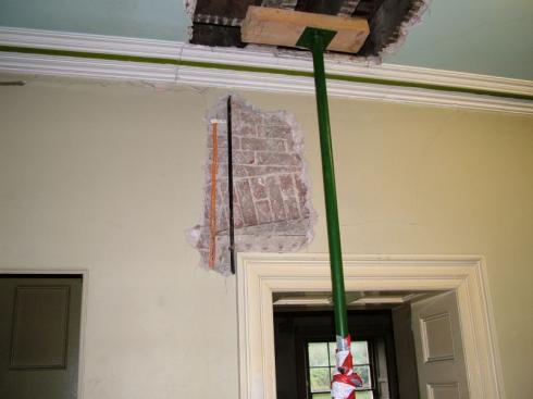 Ceiling support Ceiling support