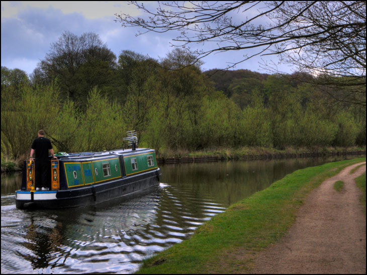 Narrow boat