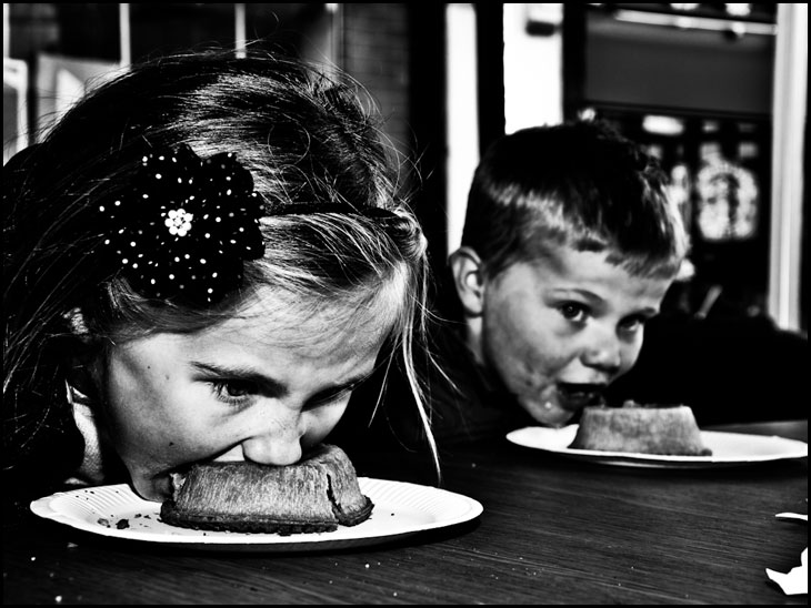 Pie eating contest