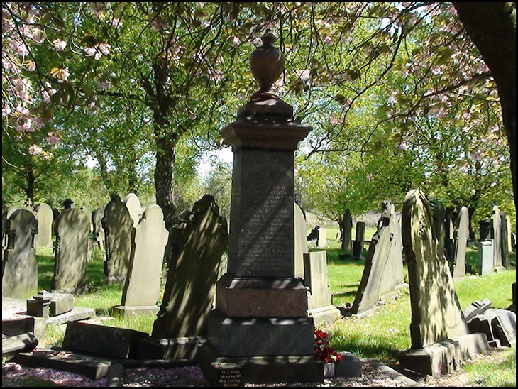 Lance Todd Grave