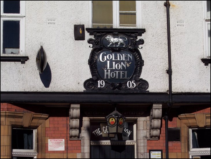 Golden Lion, 1905