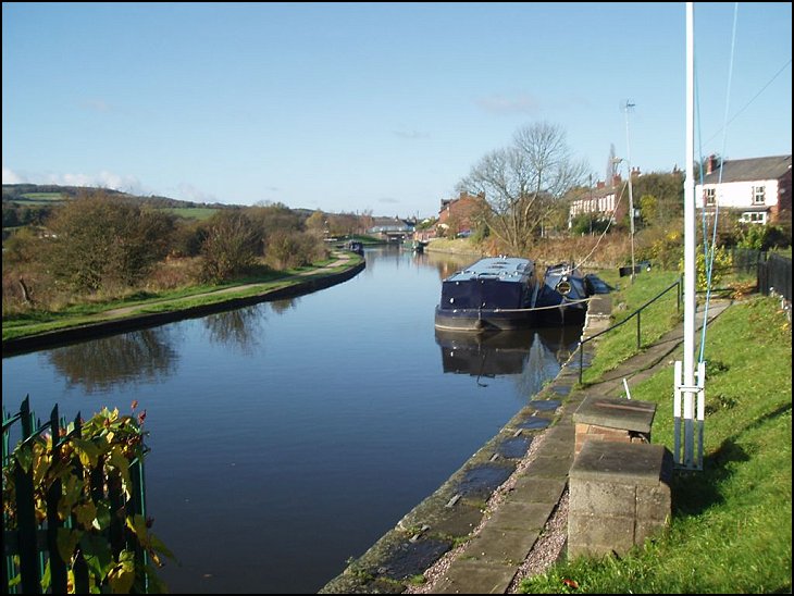 Greenslate Wharf, Appley Bridge