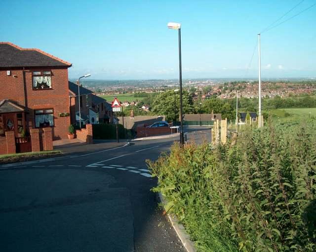 Alma Parade, Upholland