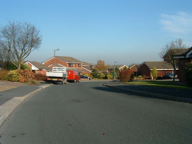 Boars Head Avenue, Standish