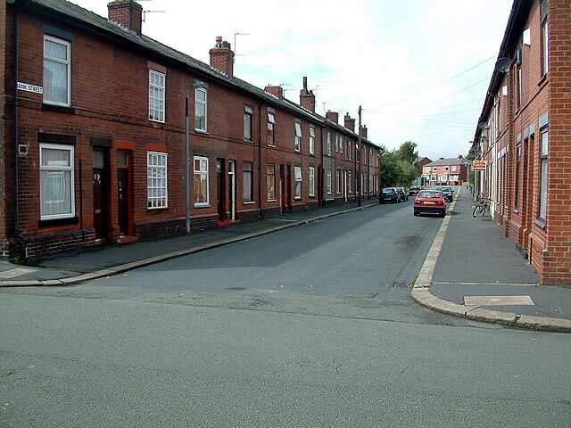 Bank Street, Platt Bridge