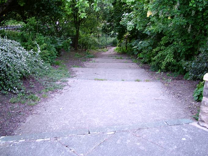 Beggar's Walk, Wigan