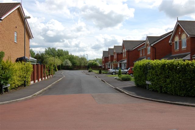 Baslow Avenue, Hindley