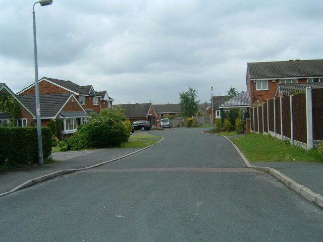 Corfe Close, Aspull