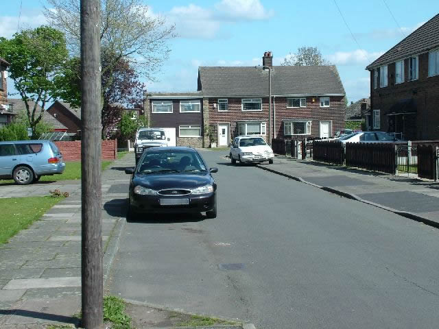 Culcheth Avenue, Abram