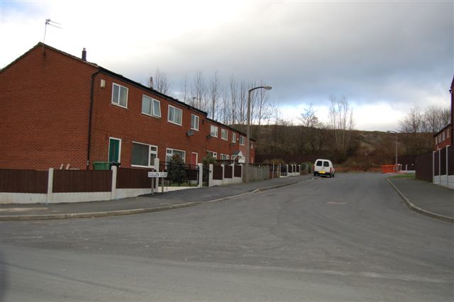 Cullen Close, Ince