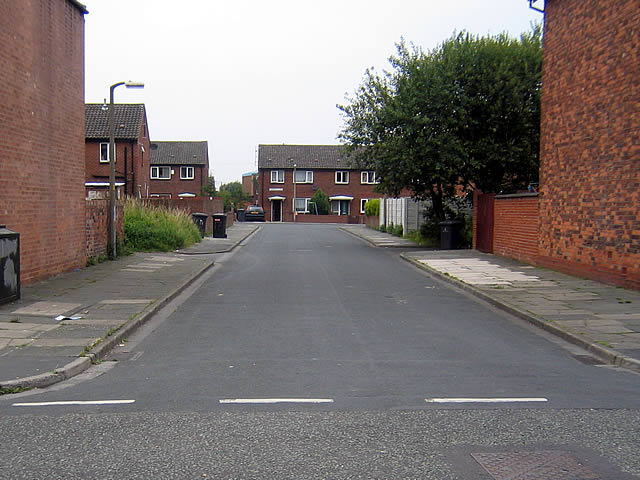 Downing Close, Platt Bridge