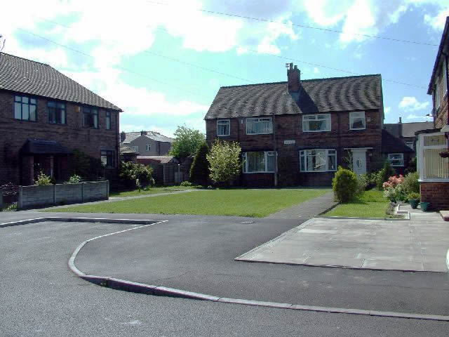 Dixon Place, Abram