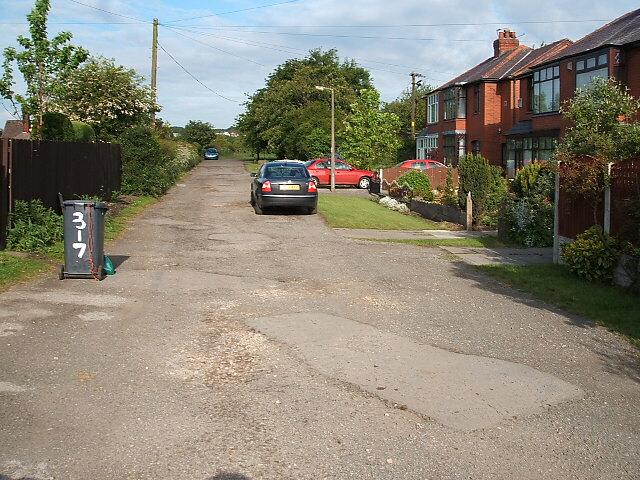 Dean Wood Avenue, Orrell