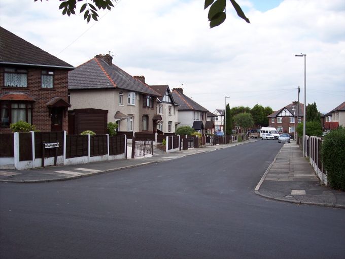 Dean Road, Golborne