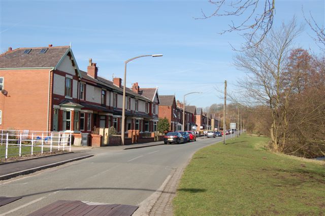 Danes Avenue, Hindley