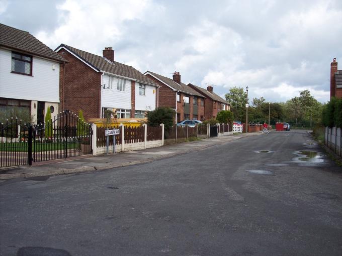 Elizabeth Avenue, Bickershaw