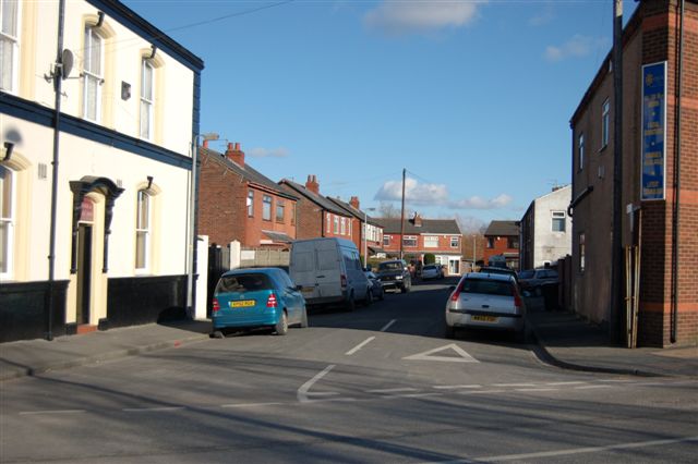 Field Street, Ince