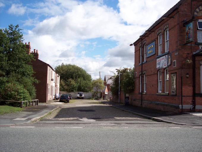 Fourth Street, Bamfurlong