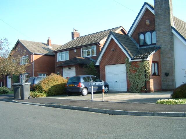 Forest Drive, Standish