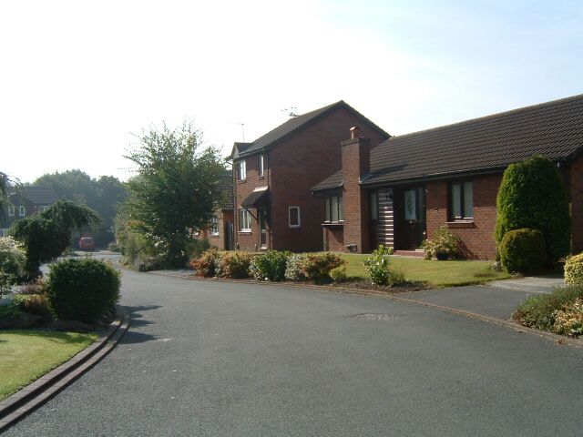 Highcliffe Court, Standish