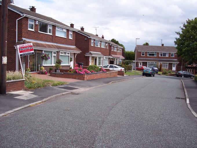 Halewood Avenue, Golborne