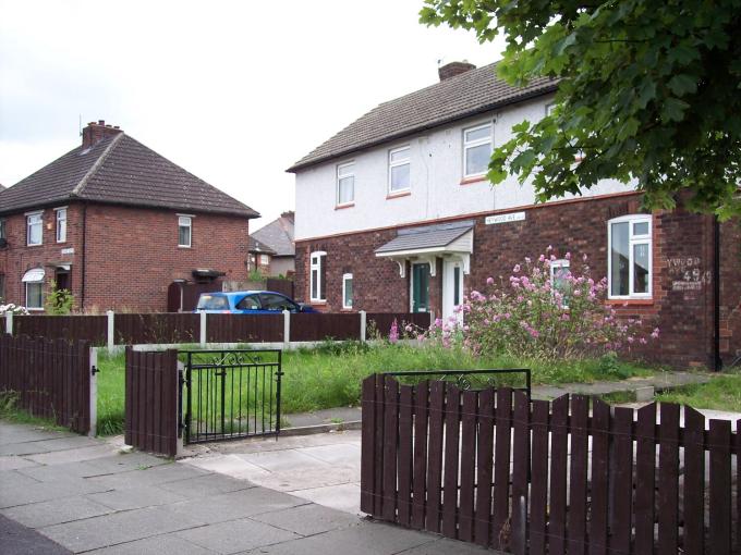 Heywood Avenue, Golborne
