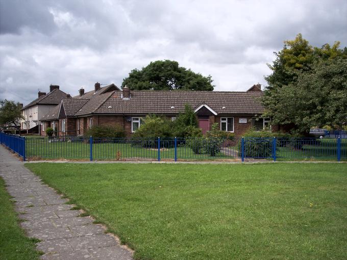 Heywood Gardens, Golborne